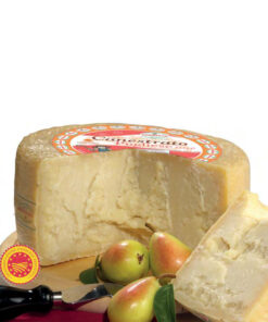 Canestrato Pugliese - Italian Traditional Cheese